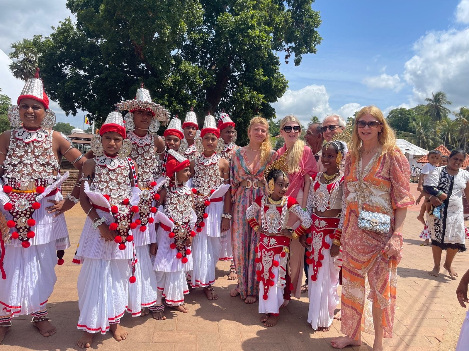 Kandyan cultural performers and travellers in Kandy, Sri Lanka